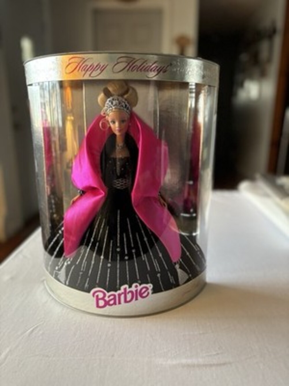 1998 Happy Holidays Barbie Doll Mattel 20200 Special Edition NRFB Christmas